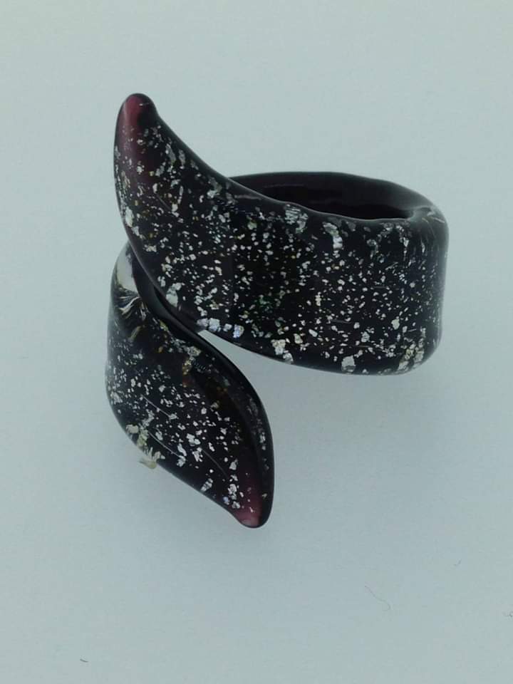 Murano glass ring snake